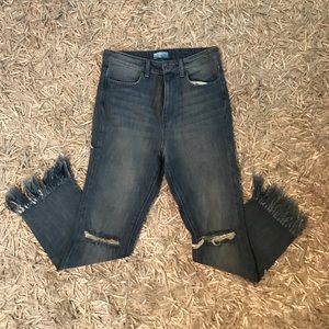 High Waisted ripped fringe jeans